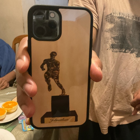 iPHONE CUSTOM CASE (W. 2X SCREEN PROTECTOR & 1X CHARGER CABLE) - Picture 4 of 6